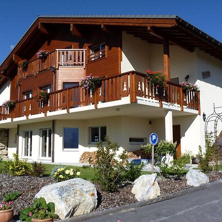 Chalet Des Alpes Bed & Breakfast Crans-Montana Exterior foto