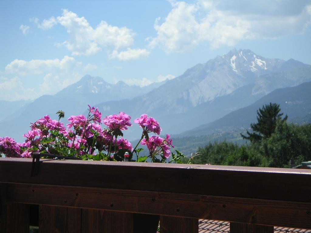 Chalet Des Alpes Bed & Breakfast Crans-Montana Exterior foto