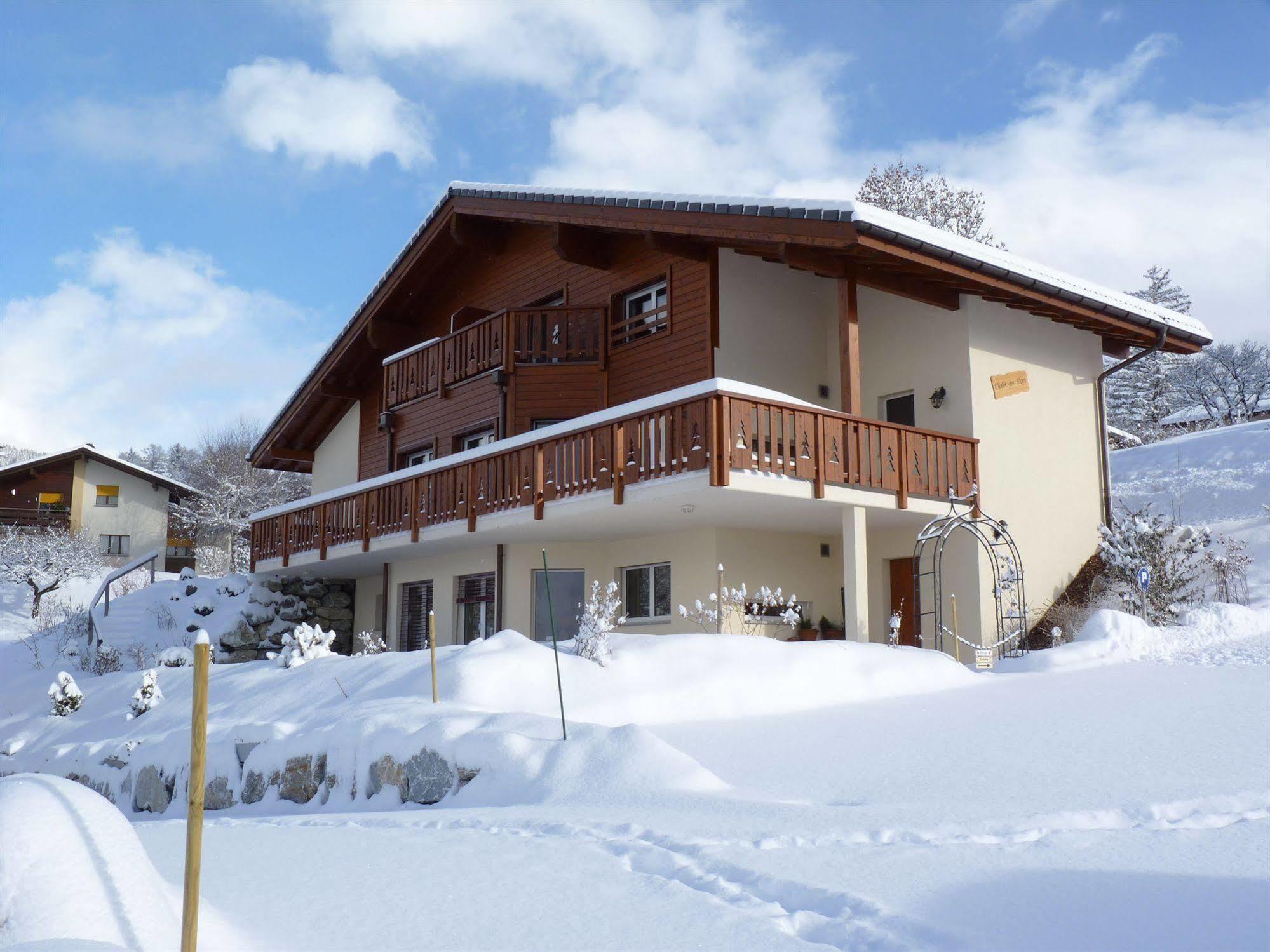 Chalet Des Alpes Bed & Breakfast Crans-Montana Exterior foto